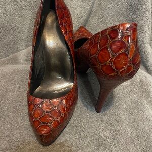 Jessica Simpson Parigi Pumps